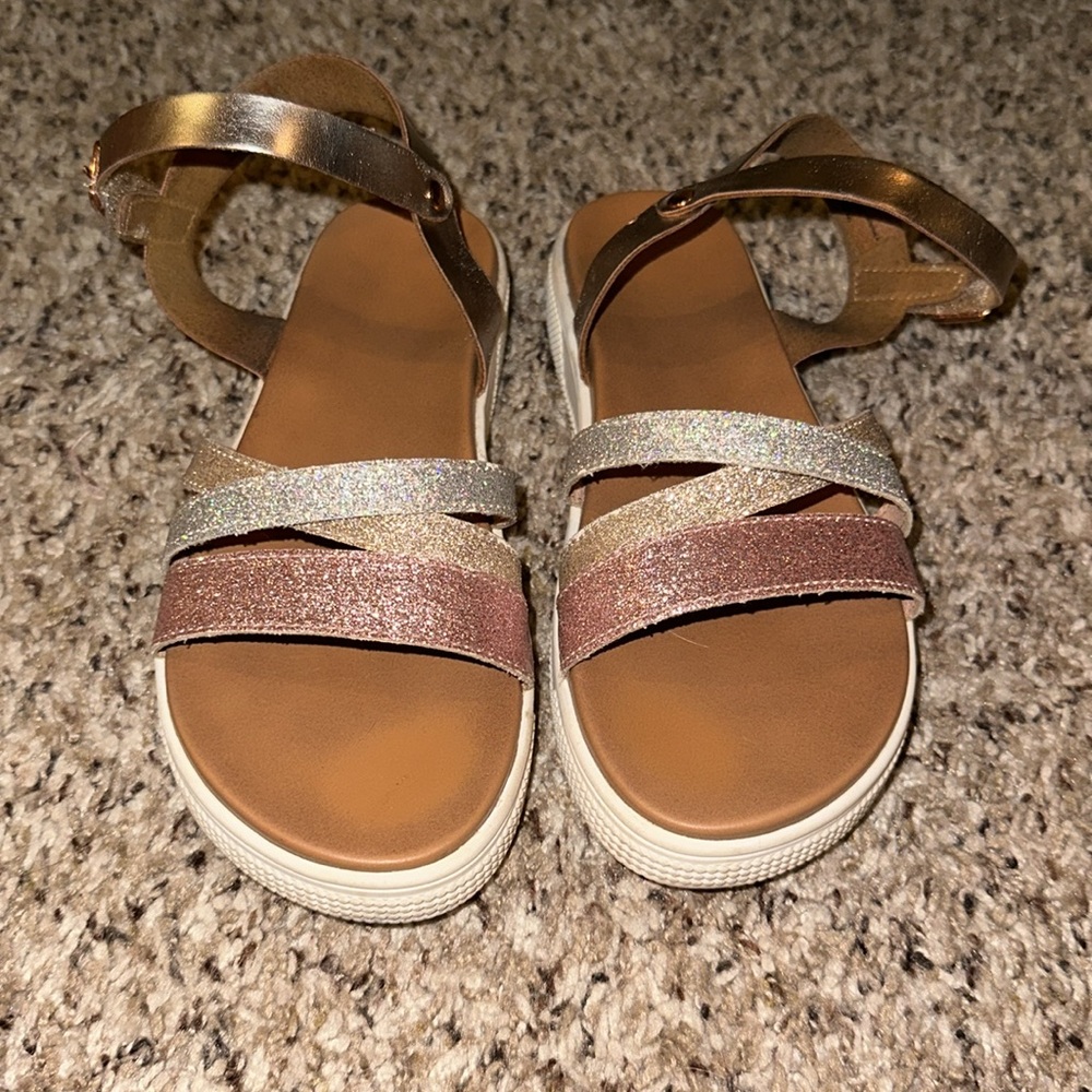 Sparkly girls sandals